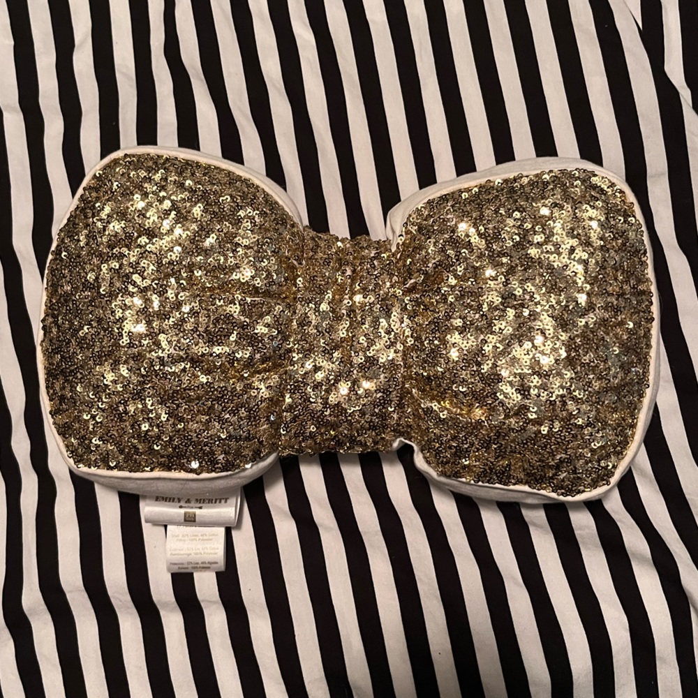 Pbteen Emily Merritt gold sequin bow pillow